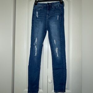 Junior's Slight Distressed Ultimate High-Rise Jegging | Size 3